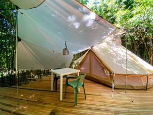 Campings Camping les Avenieres : photos des chambres