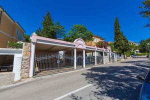 One-Bedroom Apartment in Crikvenica IX