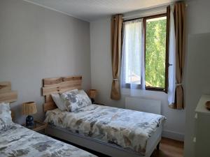 Appartements Appartement duplex spacieux avec vue sur montagnes : photos des chambres