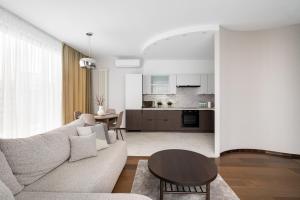 Ochota Prime Loft Apartment by BookingHost