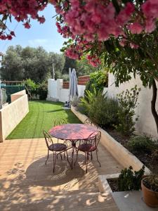 Villas Villa familiale 160m2 a Toulon - vue sur le mont Faron : Villa