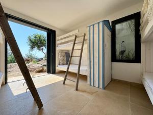 Villa la Caladine in a quiet location