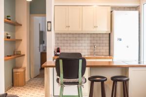 Zen Hive 1BR Apartment in Peaceful Kypseli