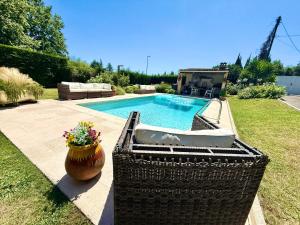 Appartements Un appartement 2 pieces dans une villa avec piscine et parking : photos des chambres