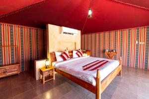Thousand Nights Camp