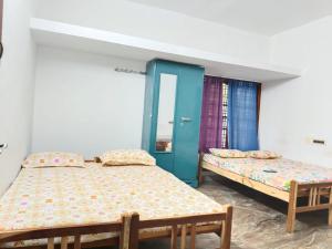 Parthasarathy Home STay