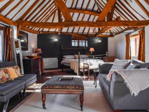 Barn Suite