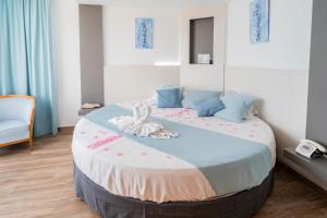 Junior Suite with Pool View room in Hotel Amic Horizonte