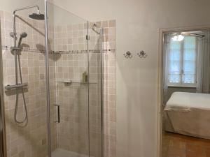 B&B / Chambres d'hotes Sainte-Helene Chambres d'Hotes & Appartement : photos des chambres
