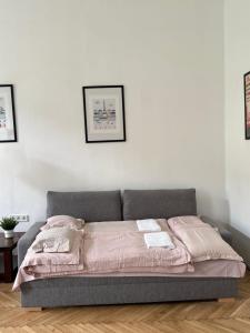 little star apartment