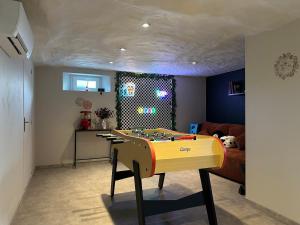 Maisons de vacances L-evasion Cinegame - Gite a theme : photos des chambres
