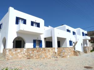 Ioli Apartments Sikinos Greece