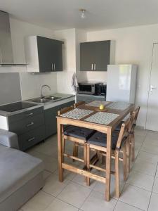 Appartements Apartment for 2 near the city center : photos des chambres