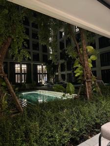 Luxury condominium Heart of BKK Ekkamai
