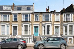 Elegant 2 Bed Home in Kensington