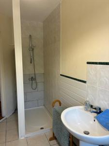 Villas Vacation home with pool : photos des chambres