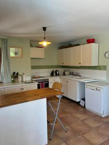 Villas Vacation home with pool : photos des chambres