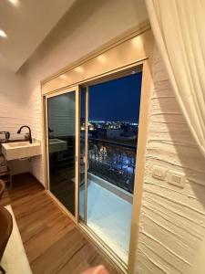 Luxury apartment near formula