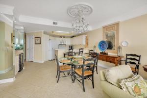 St. Simons Grand #315