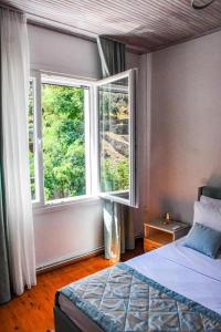 Aqua Mare Luxury Lodgings