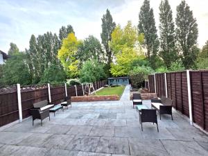 Stunning property with Summer house