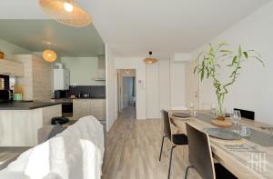 Appartements Le St Come - 4V - 2 chambre - Proche Tours Centre : photos des chambres