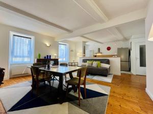 Appartements The Duplex des Flots In the heart of Grandcamp just steps from the beach : photos des chambres