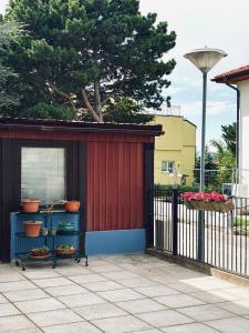 Sunlit Apartment with Garden, Next to Station, Vienna