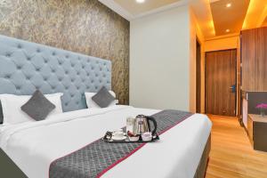 Super Collection O Hotel Blueline