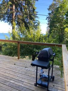 Cedar House Ocean View & Access