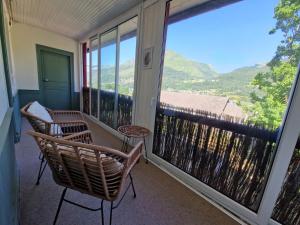 Appartements Charmant T2 avec Loggia vue montagne : photos des chambres