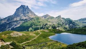 Appartements Charmant T2 avec Loggia vue montagne : photos des chambres