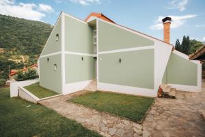 Dolce Luxury Villa