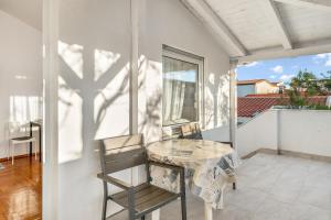 Apartments Rising Sun