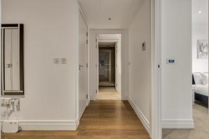 Battersea Power Station 2BR 2BA Riverside