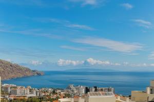 Perla do Oceano - Funchal Sea View with XL Terrace