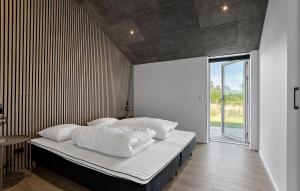 4 Bedroom Stunning Home In Sæby