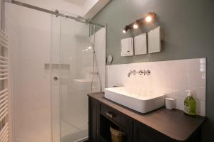 Appartements La Luciole : photos des chambres