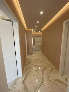 Palm View Luxury Apartment Golem