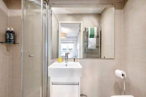 The Light Chambers Notting Hill- by Out of Office Lifestyle