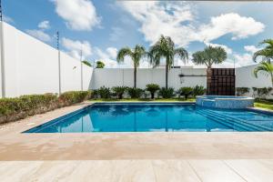 Villa Luxury White en Playa del Carmen - Alberca privada - Lujo - 5 Habitaciones