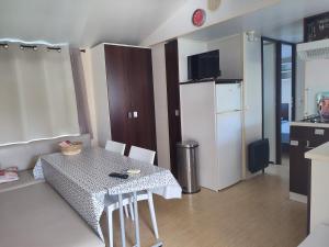 Camping DEL MAR Mobil-home 3 ch dont suite parentale ARGELES sur MER