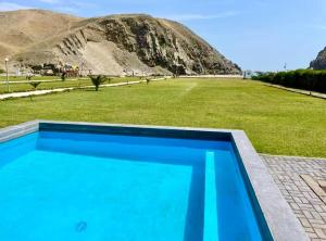 Casa de Playa frente al mar en Chocalla, Asia