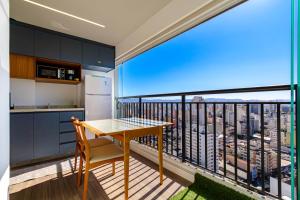 Apartamento com VISTA - PISCINA - SAUNA - GARAGEM - SANTA CECILIA