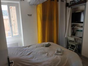 Appartements Appartement 6 personnes village provencale : photos des chambres