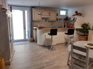 Appartements Appartement 6 personnes village provencale : photos des chambres