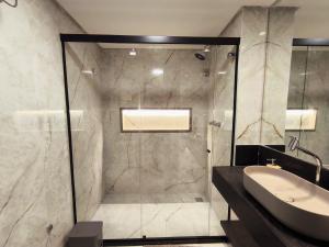 Flat Luxo Frente Mar com Vista Espetacular