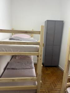 Ana Rosa estação Av Paulista