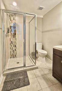 Decatur Home Minutes to ATL Sleeps 10