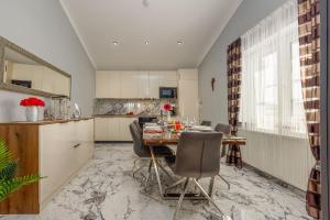 Luxury villa with a swimming pool Turanj, Biograd - 18274